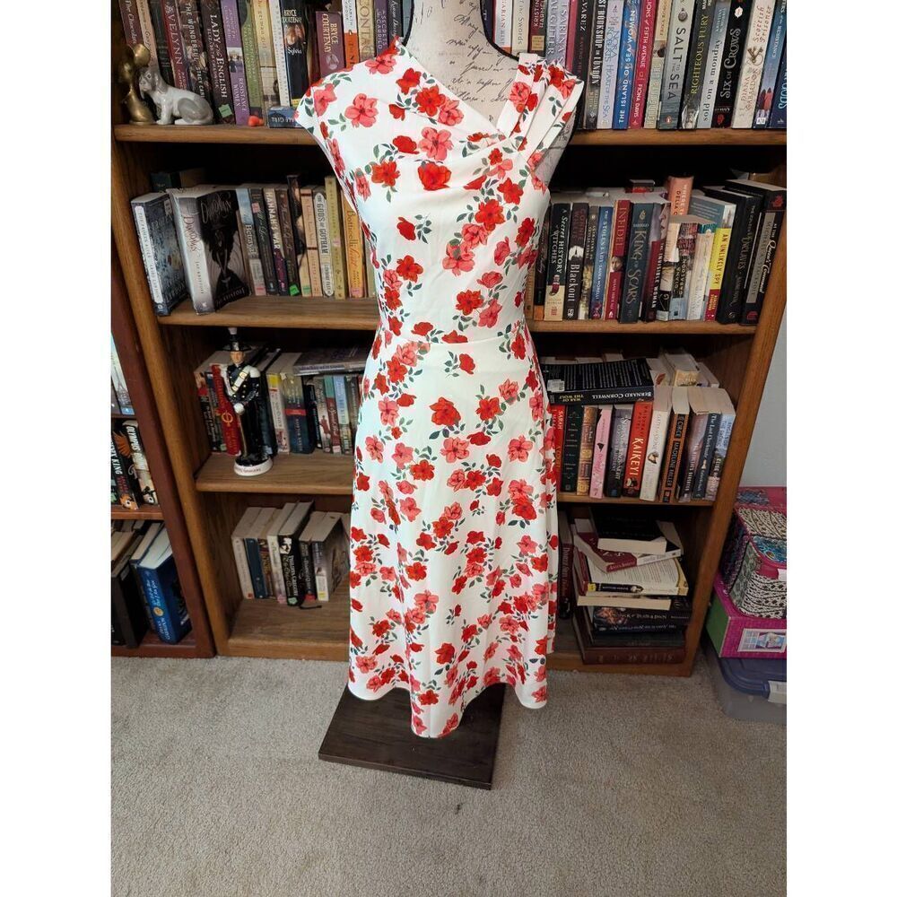 Alexia Admor White Midi Dress with Red Floral Pattern